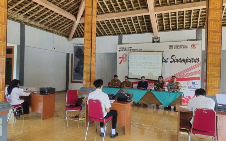 Babinsa Koramil 0801/04 Tegalombo Lakukan Pengawasan dan Pengamanan Seleksi Perangkat&nbsp;Desa