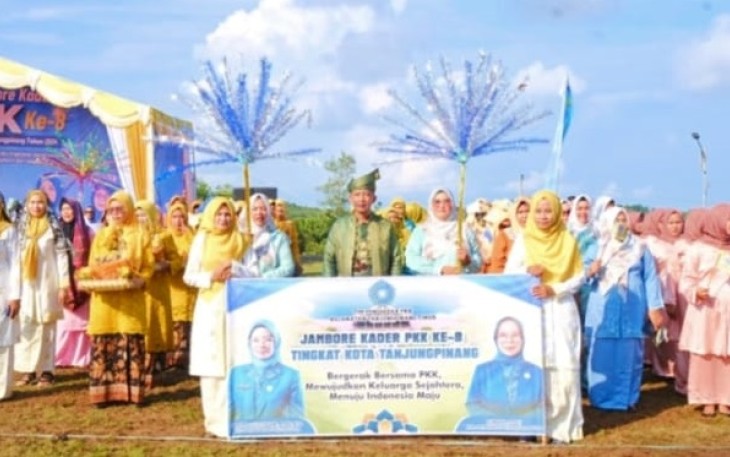 Buka Jambore PKK ke-8, Sekda Tanjungpinang Mengajak Kader Bergerak Bersama Mencapai Keluarga&nbsp;Sejahtera