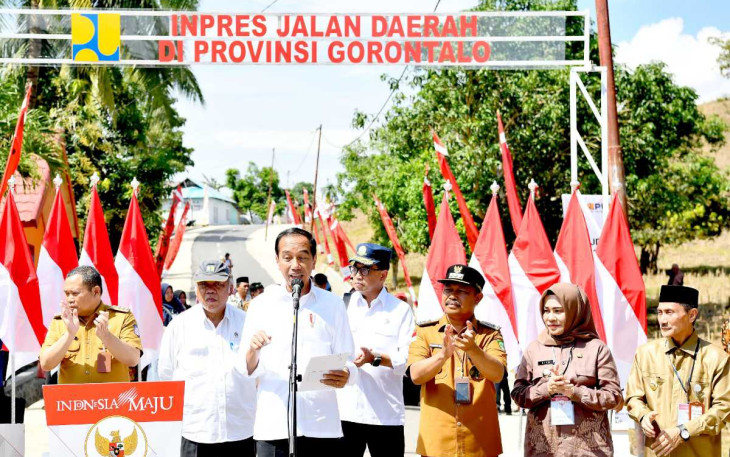 Presiden Jokowi Resmikan Penanganan 5 Ruas Jalan Daerah di&nbsp;Gorontalo