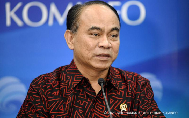 Perang Lawan Judi Online, Menkominfo: Selamatkan&nbsp;Rakyat!