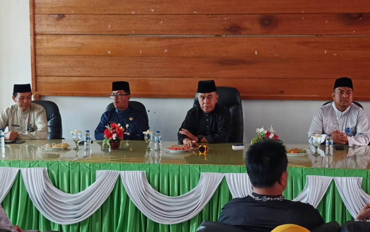 Bupati Natuna Serahkan 6 Unit Mobil Dinas Dokter Spesialis di RSUD