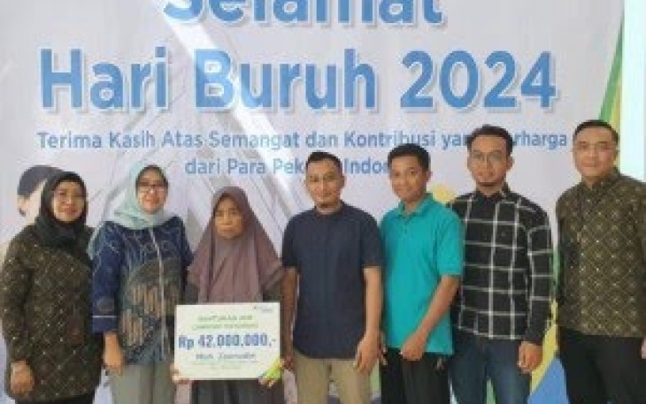 Momen May Day, BPJS Ketenagakerjaan Tulungagung Salurkan Santunan Jaminan Kematian