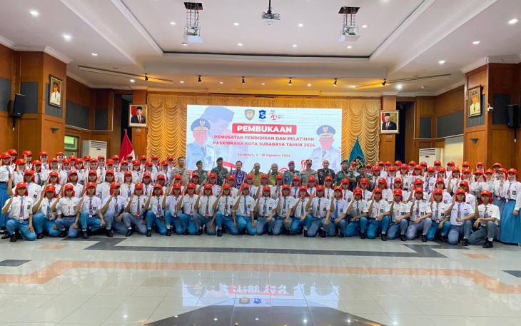 Aspers Danlantamal V Hadiri Pemusatan Diklat Calon Paskibraka Surabaya&nbsp;2024