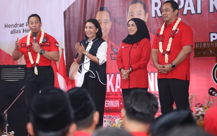 Dukung Penuh Pemenangan Andika Perkasa-Hendi dan Rober-Adhe, PDIP Siap Kerahkan 37.000 ‘Banteng Karanganyar’ Hadapi Pilkada 2024