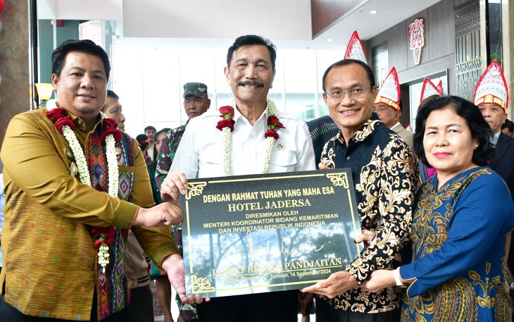 Menko Kemaritiman dan Investasi Resmikan Hotel Labersa di&nbsp;Samosir