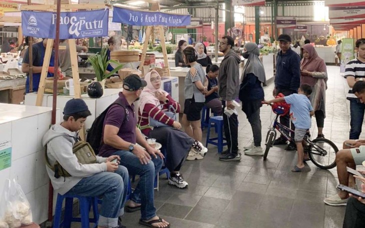 Sensasi Kuliner Pao dan Kueh Putu Pasar Klojen Malang