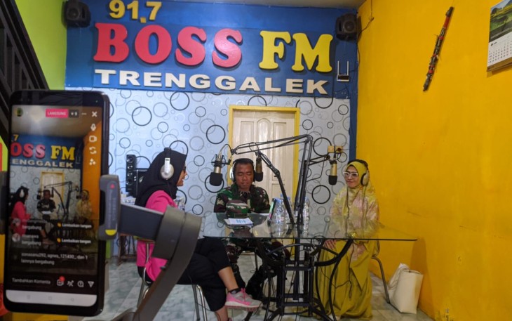 Talkshow Kasdim 0806/Trenggalek, Sinergitas TNI dan Klinik Mata Bawa Harapan Baru Masyarakat